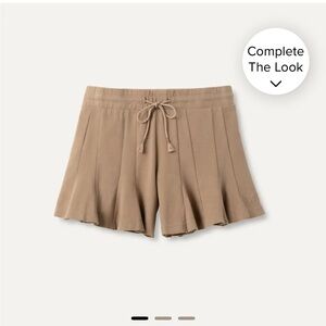 NWT UGG Cream/Tan Shorts Comfortable Everyday Wear